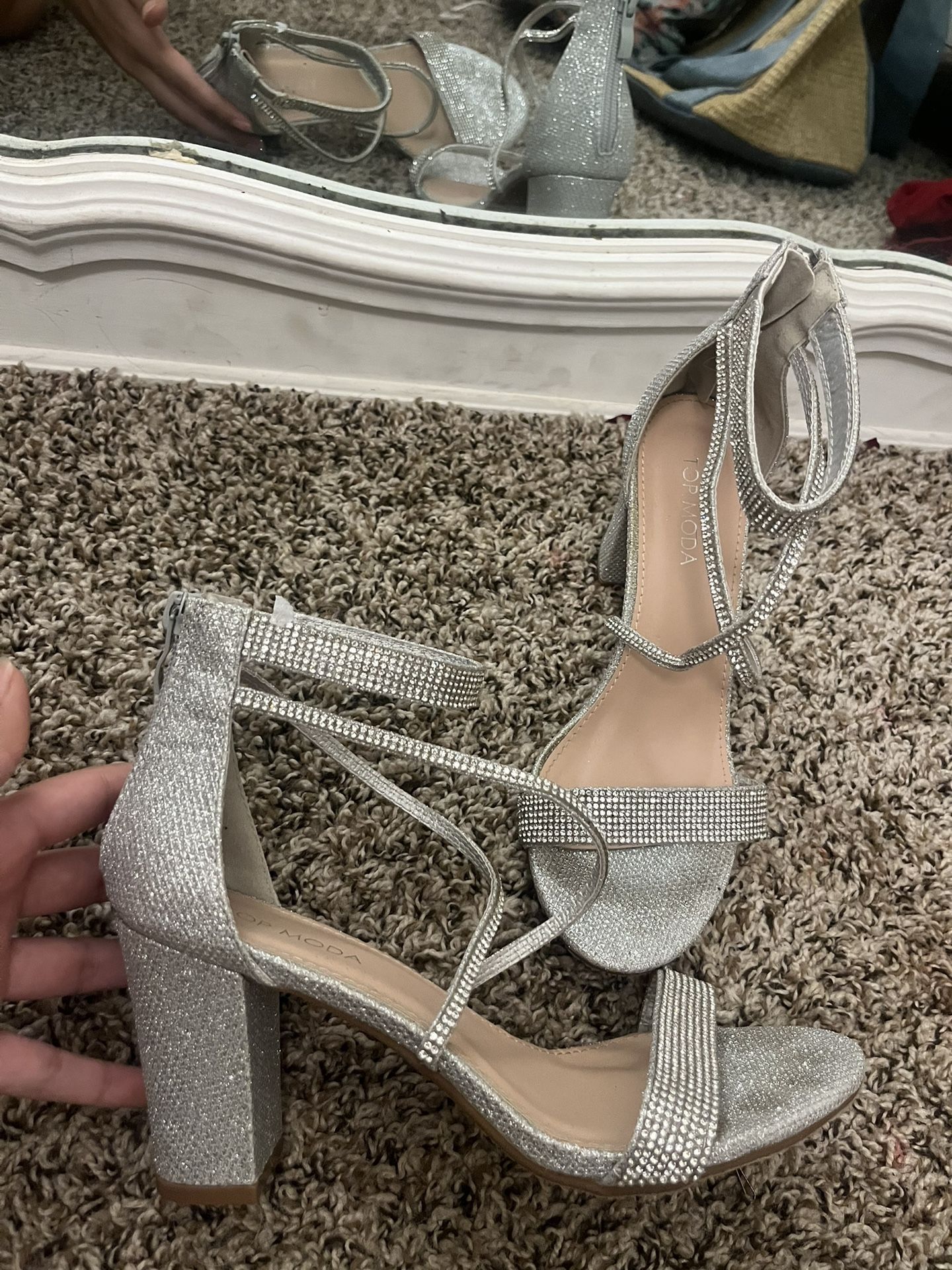 Gray Glittery Heels !