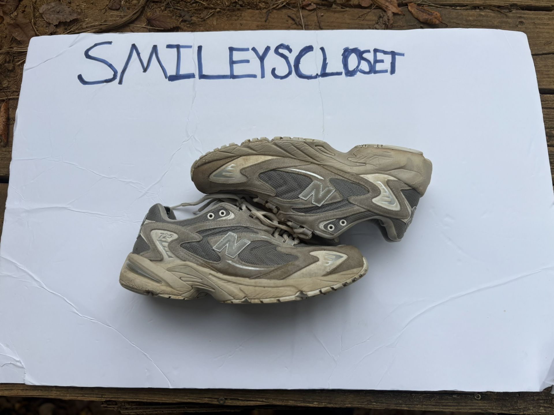New Balances 725 “Raincloud” Men’s Size 10