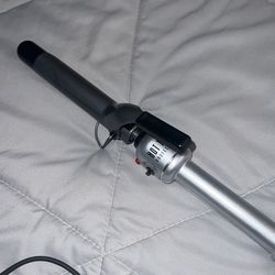 Hot Tools Curling Iron 