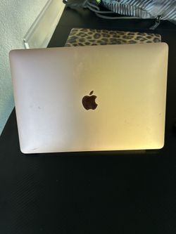 MacBook Air 13.3" Laptop - Apple M1 chip - 8GB Memory - 256GB SSD - Gold