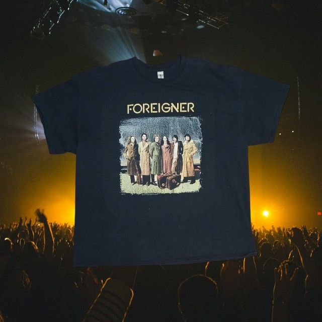 1977 Foreigner Album Cover Gildan Men's 2XL Graphic Band T-shirt