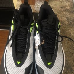 Tenis Nuevos Size 9 De Hombre Y 10 De Mujer Marca Adidas New Never Used
