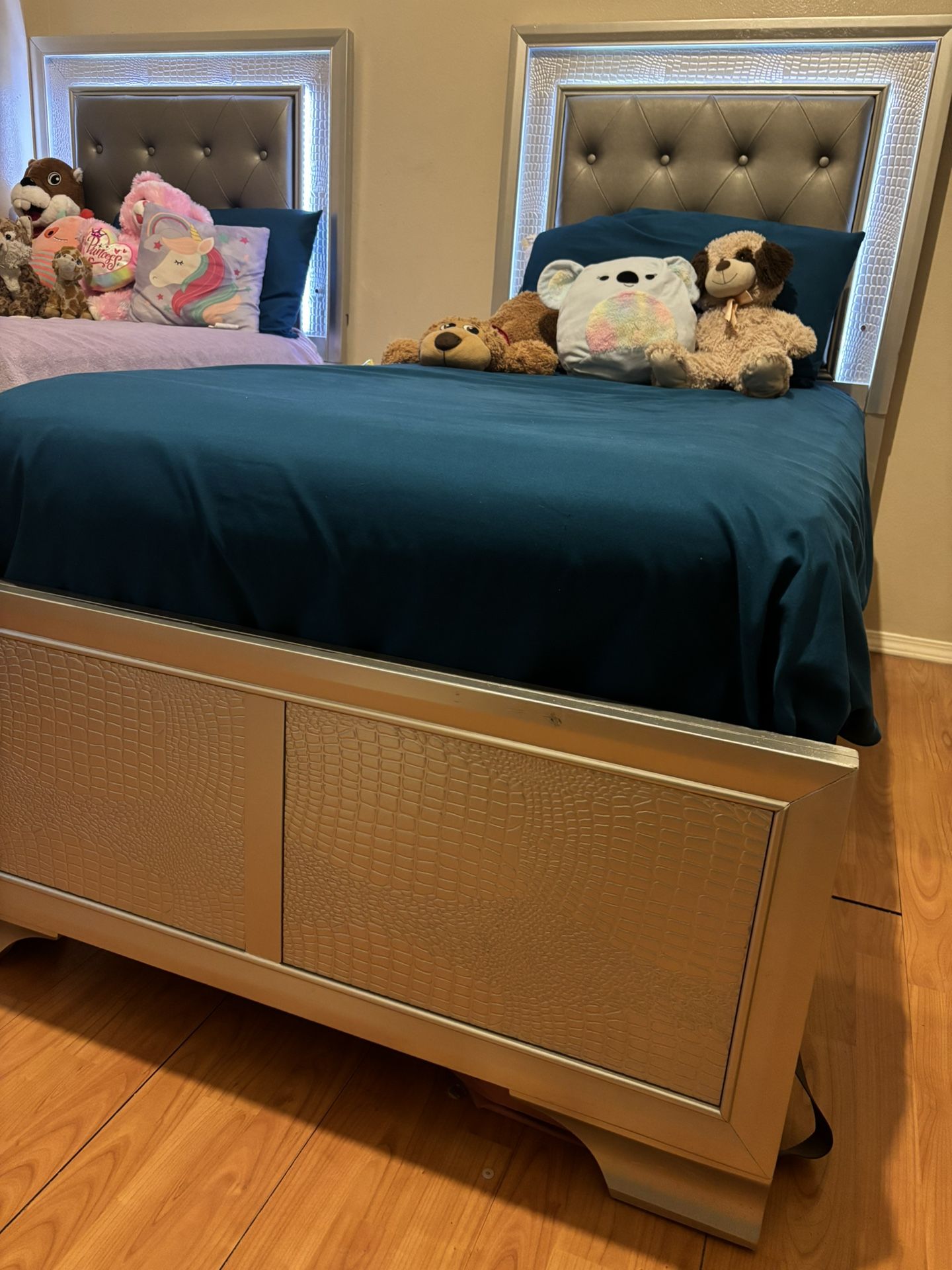 Twin Beds