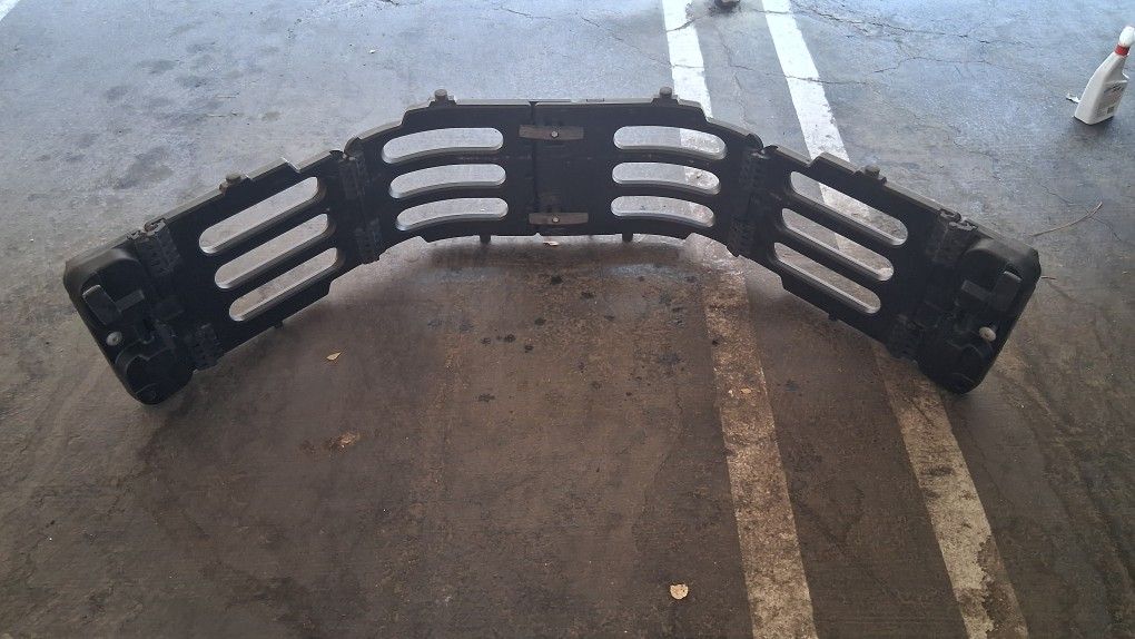 Truck Bed Extender For A Ford Truck