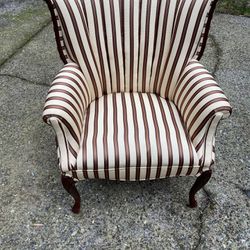 Wingback Chair- Restored 🎊.. Stunning  Fendi/Gucci-look