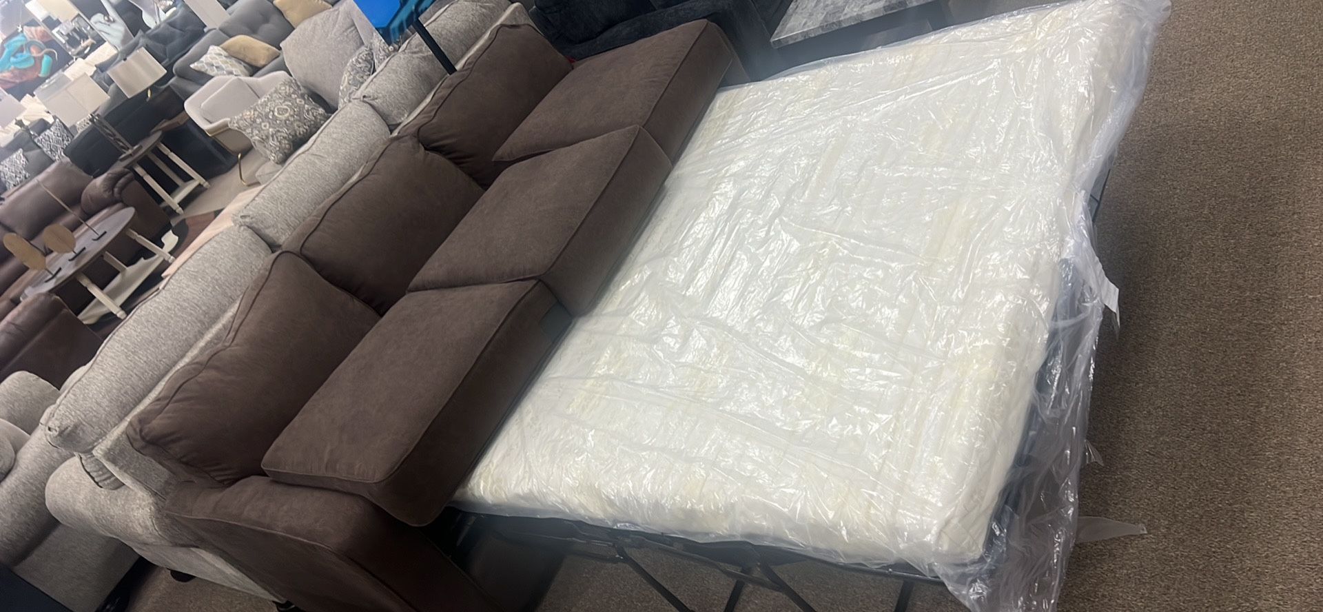 Pull Out Bed Couch $25 Down