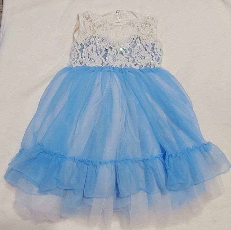 Girls Dress Blue And White with Sparkly sequences And Ruffled Skirt Size 3