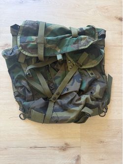 US Military Woodland Camo Field Pack Rucksack Backpack Camping Tactical Bag