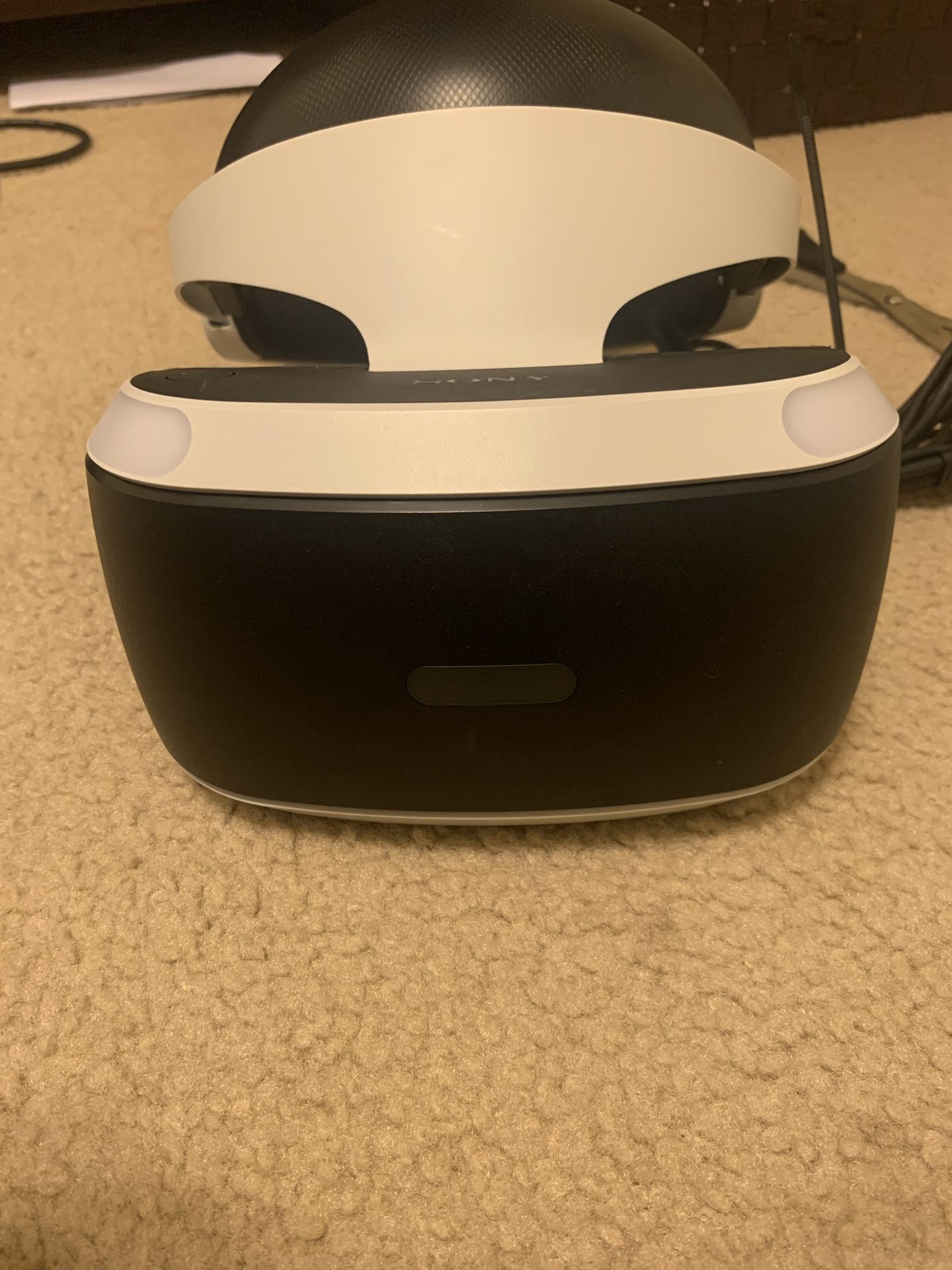 PSVR w/ 2 Games + Camera + Move Controllers Playstation 4 VR BUNDLE for Sale in Fruitland, MD