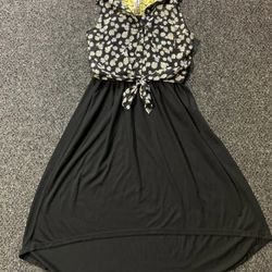 Beautees girls size 8 attached daisies shrug and black dress and yellow lacey back