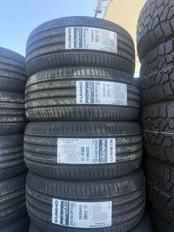 Kumho Majesty9 Solus 245/40 ZR19 XL Tires – Set of 4