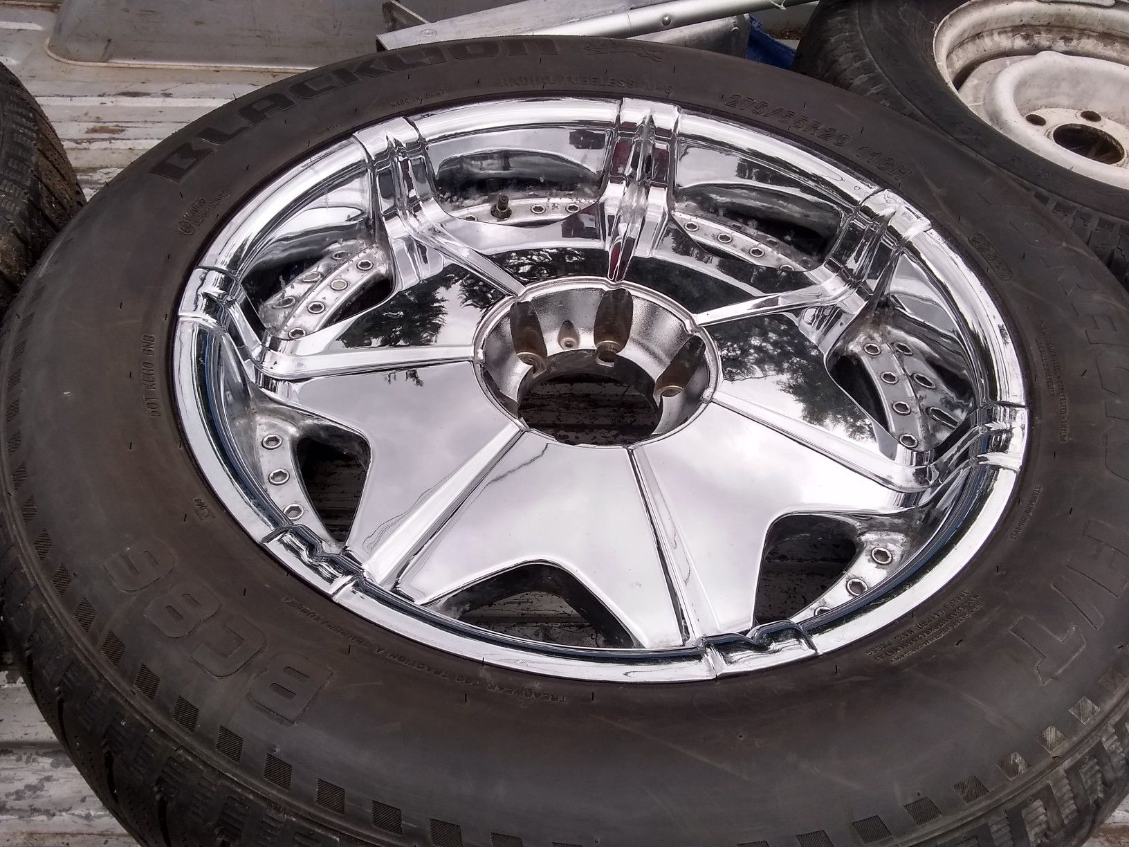 20 inch chrome rims with tires excellent condition