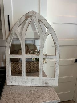 Wood wall arch $25