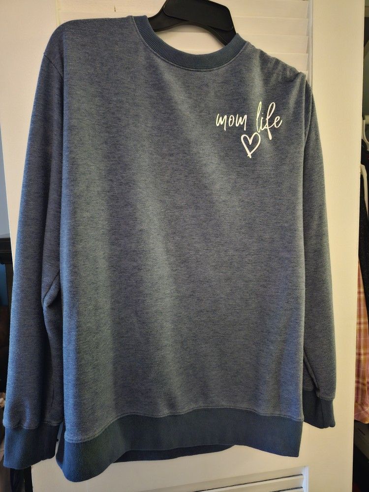 Mom Life Lightweight Sweatshirt Size Large