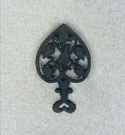 Vintage Wilton Bird/Flowers Cast Iron Trivet