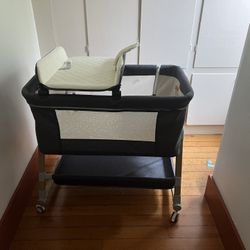 Bedside Crib With Changing Table 