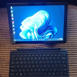 Microsoft Surface PRO 7 TouchScreen 2 in 1 Laptop/Tablet Intel Core i5-1035G4 8 GB RAM 256 GB SSD NVMe 2736x1824 High Res LCD Dual Webcam Windows 11 
