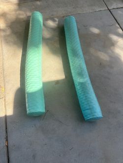Cascade Mountain Pool, Water Sports Float, Pool Noodle set of 2