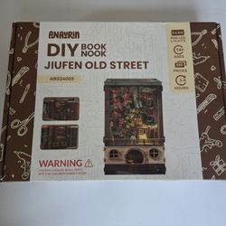 (NEW) Anavrin JiuFen Old Street Book Nook