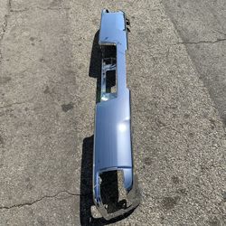 Chevy Silverado & GMC Sierra 1500 / 2500 / 3500 Rear Bumper OEM 2014 2015 2016 2017 2018 2019