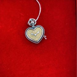 James Avery 