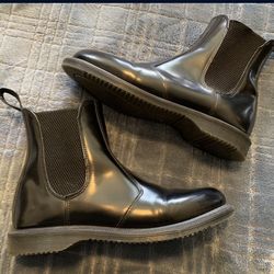 Womens Dr. Martens Eu:38