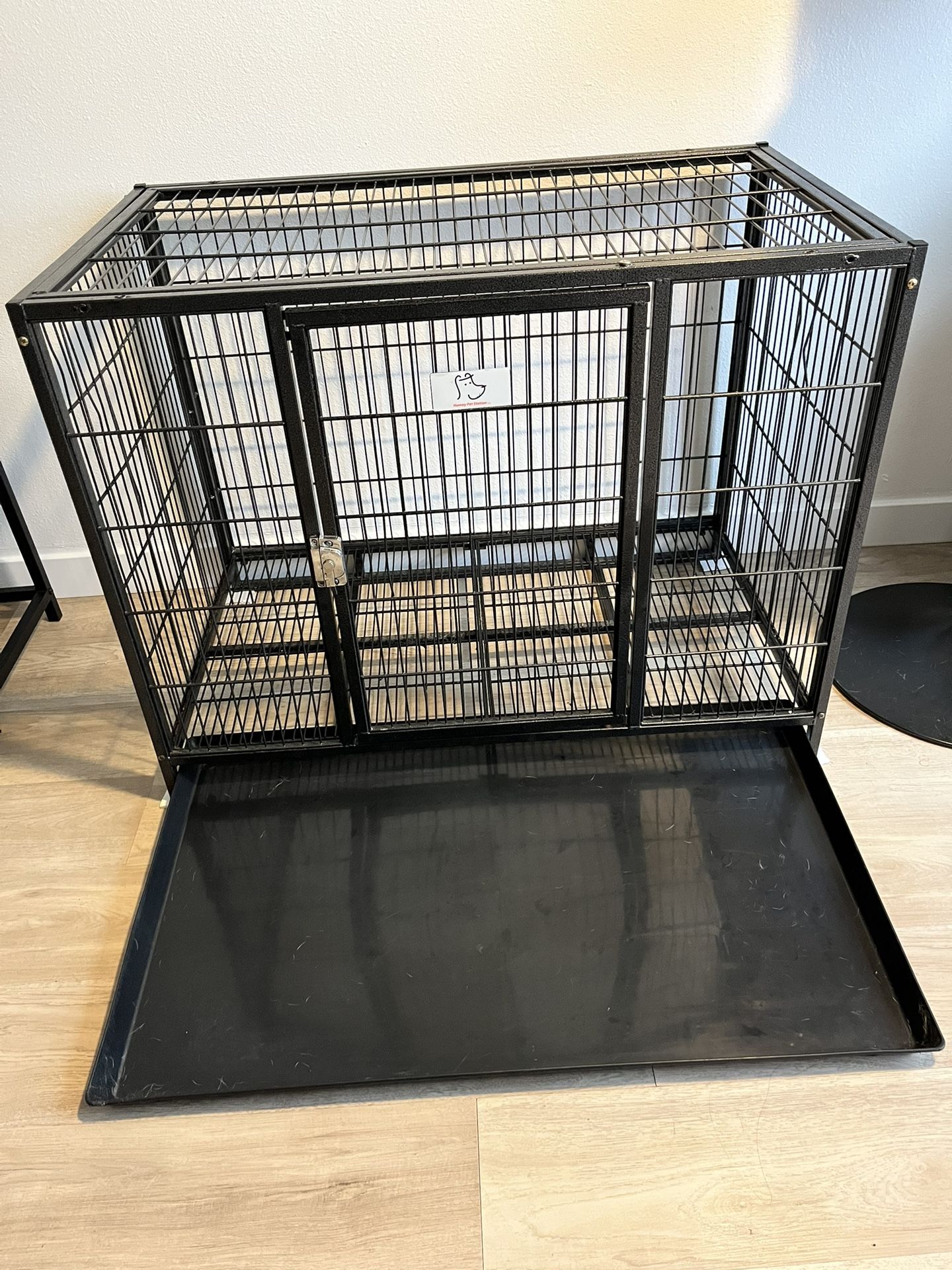 37" Stackable Heavy Duty Dog Crate