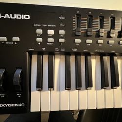 M-Audio OXYGEN 49 MKV 49-Key USB MIDI Contriller