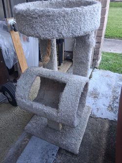 Cat tree tower