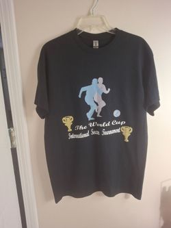 Black Medium T-shirt for man or woman