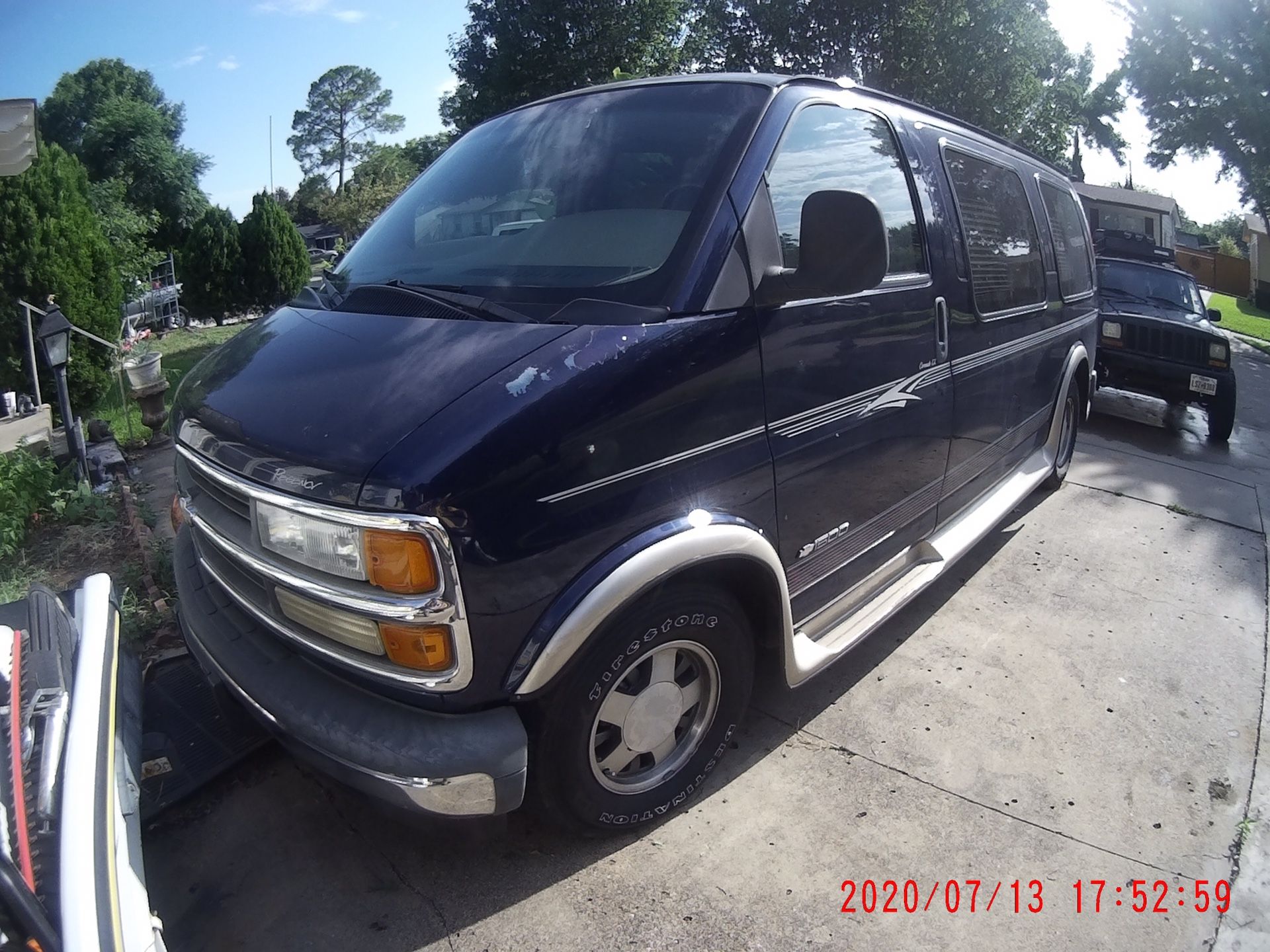 2002 Chevrolet Express