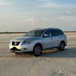 2013 Nissan Pathfinder 
