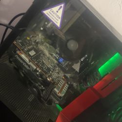 GAMING PC AND MONITOR 