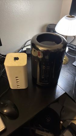 Apple iMac Pro computer plus accessories “The Trash Can”