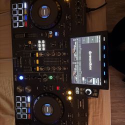 Pioneer DJ XDJ-RX3 – Pro-Level All-in-One DJ System