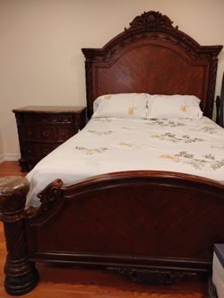 Queen Size Bed And Night Stand