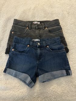 Levi’s Girl Shorts (2 Pack)