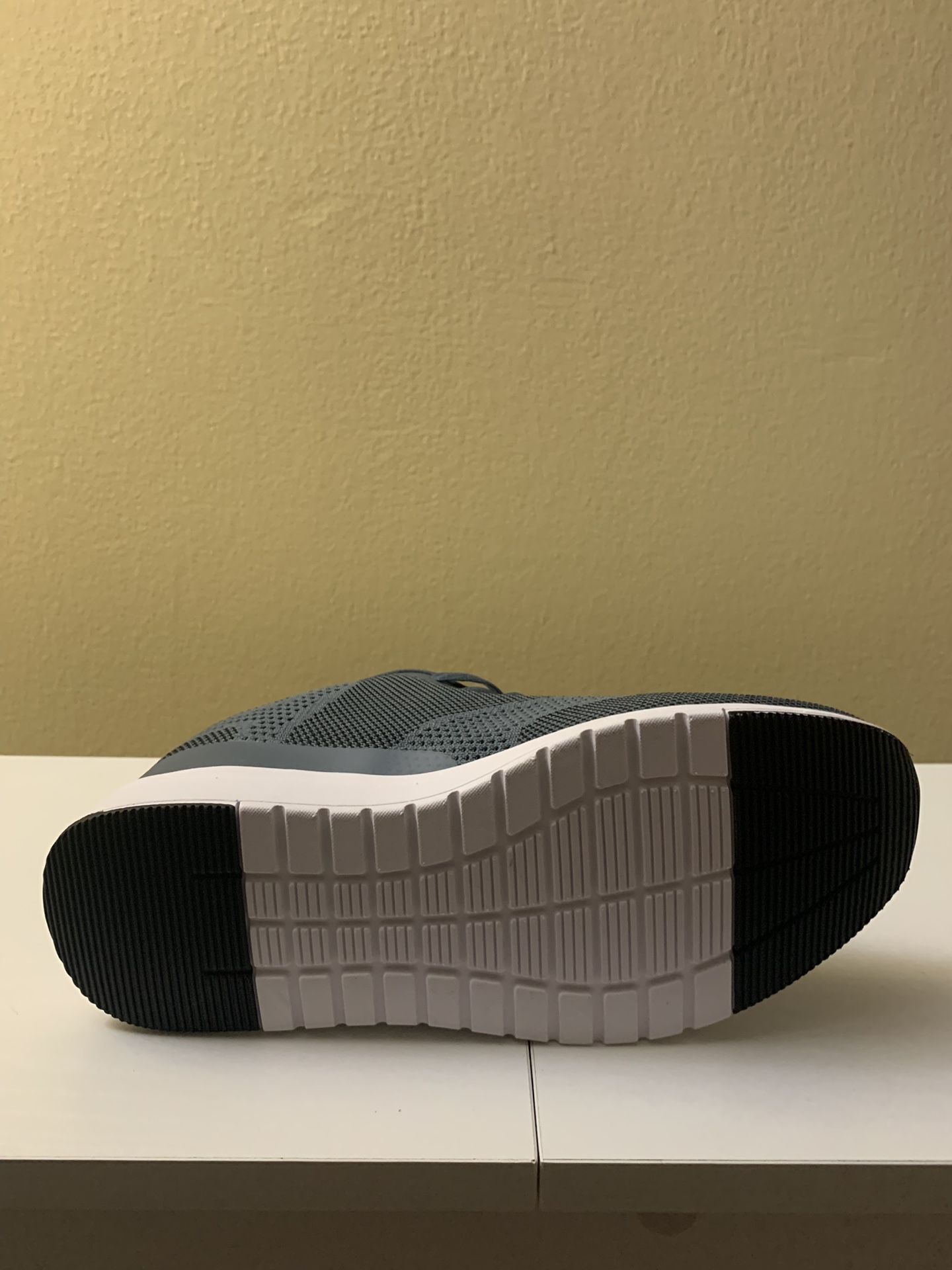 Acis Sport Size 10