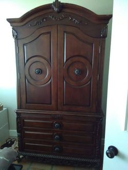 Armoire Mahogany