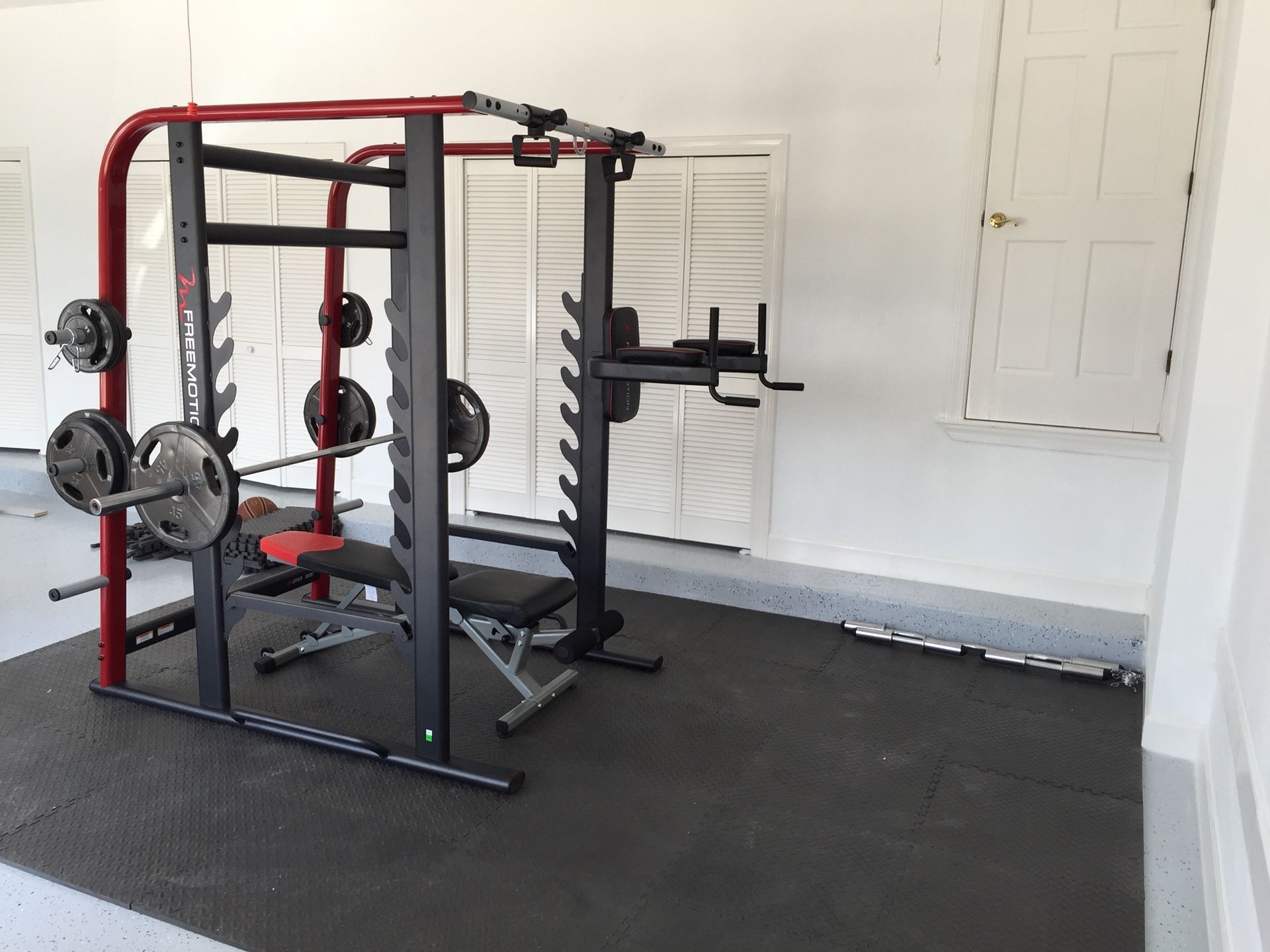 Squat rack/ power Cage freemotion for Sale in Orlando, FL OfferUp