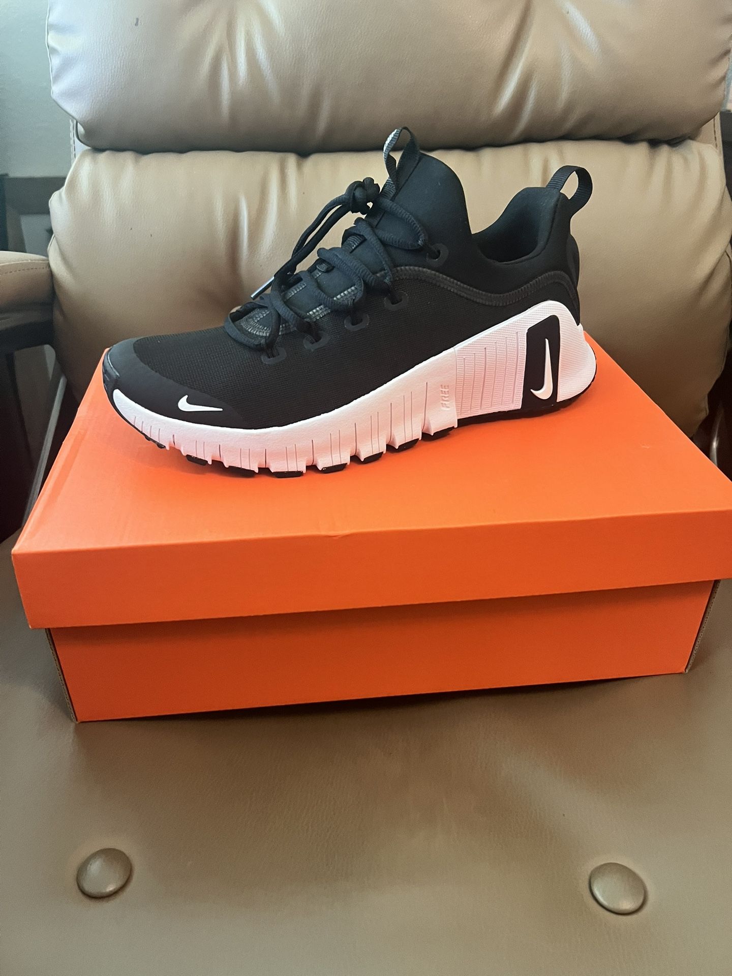 Nike Metcon 6 Women’s Sneakers Brand New