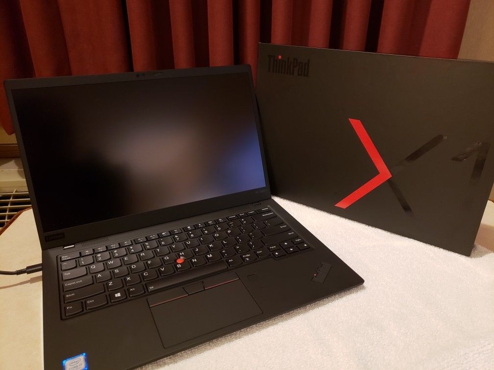 BINB 2019 Lenovo X1 Carbon 7th Gen w/ Core i7,16/512 gb