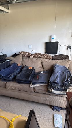 Men’s XL clothing - Dickies & Levi’s