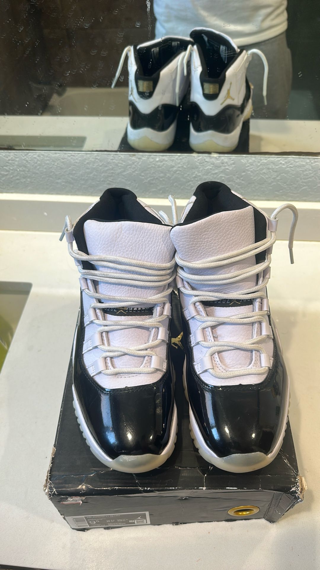 Air Jordan 11 Concord