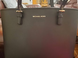 New!!! MK purse