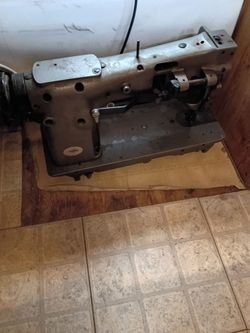 Industrial sewing machine