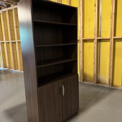 Wooden Office Bookshelf – Excellent Condition