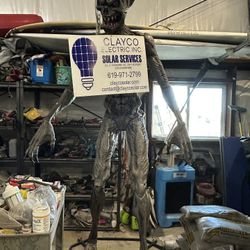 Giant Halloween Yard Art