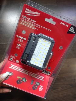 Compacted flood light