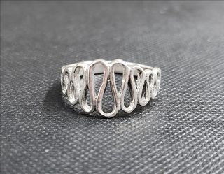 925 Fine Silver Wave‑Link Ring – Modern Minimalist Band
